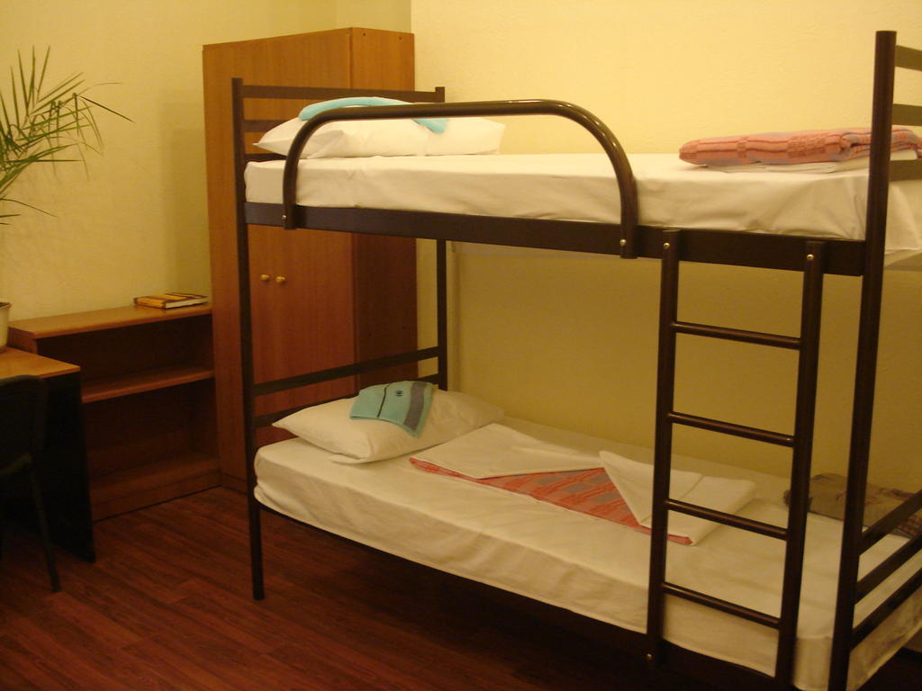 Hostel Voyage Kiew Zimmer foto
